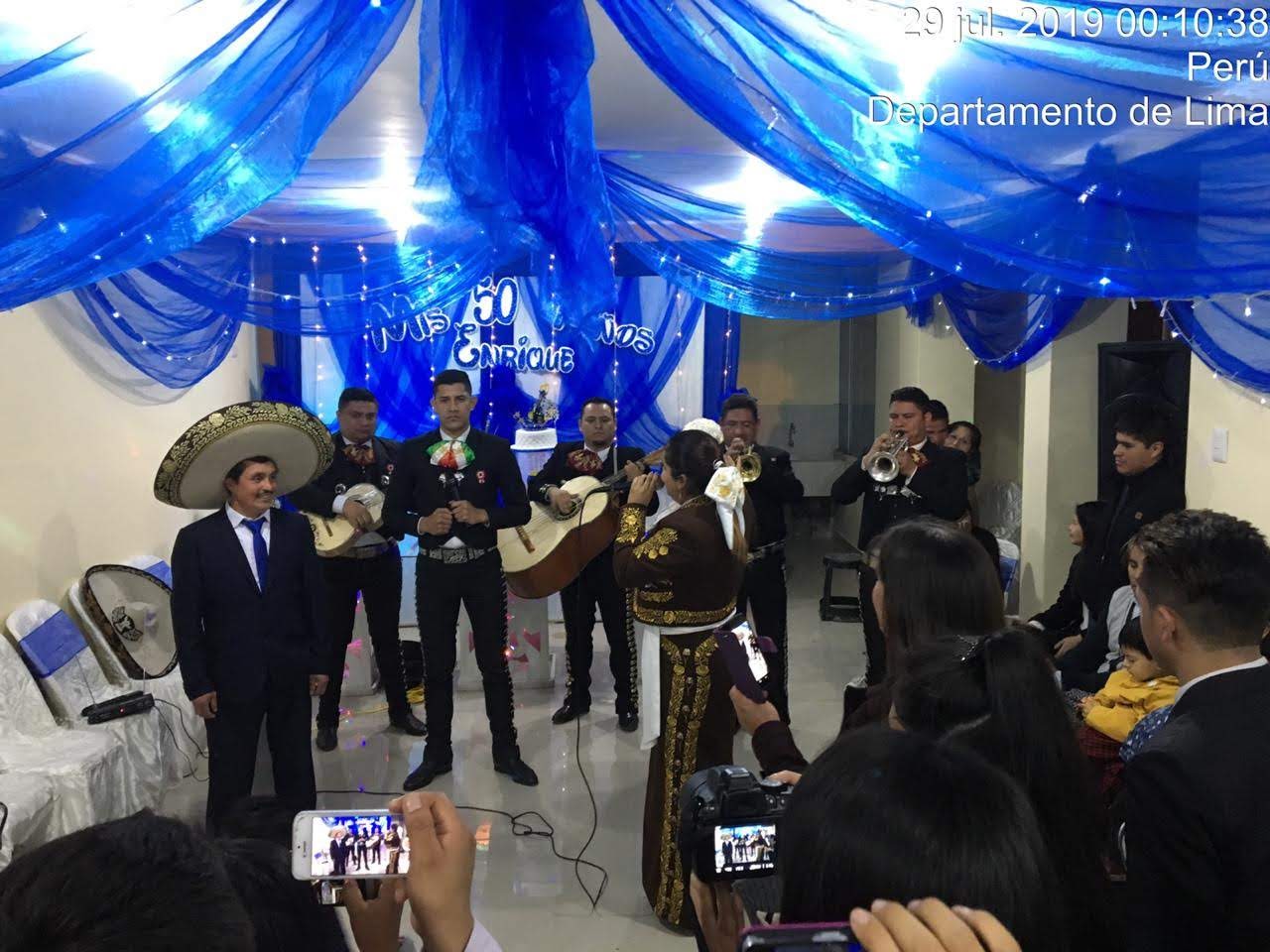 mariachis lima