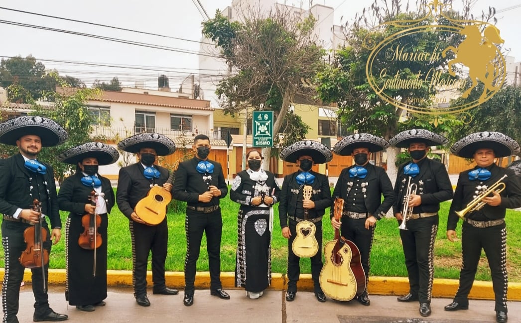 mariachi en lima