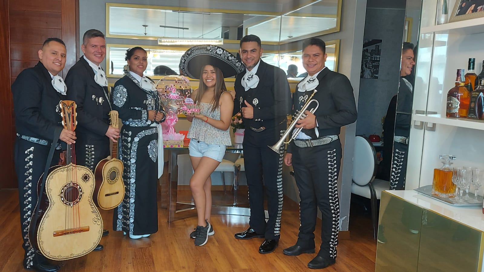 Mariachi en Lima